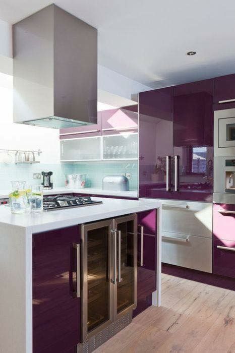 Фиолетовые кухни в современном стиле