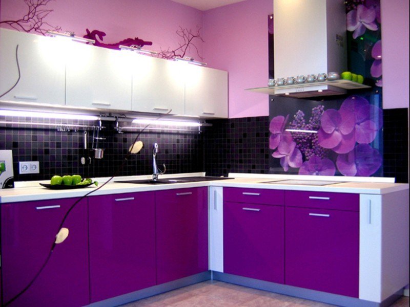 Родственные или гармоничные цветовые сочетания в дизайне кухни