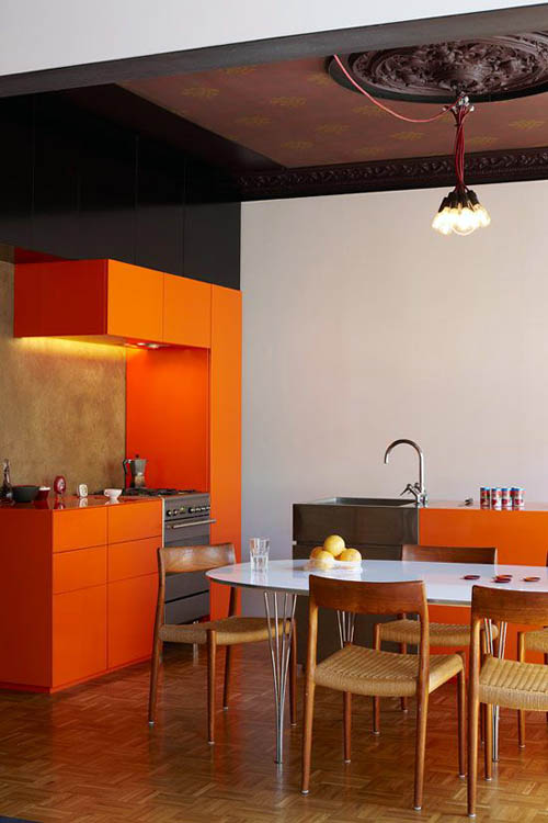 Кухни оранжевого цвета в стиле модерн.