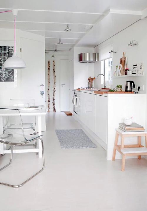 Кухня в скандинавском стиле белого цвета.