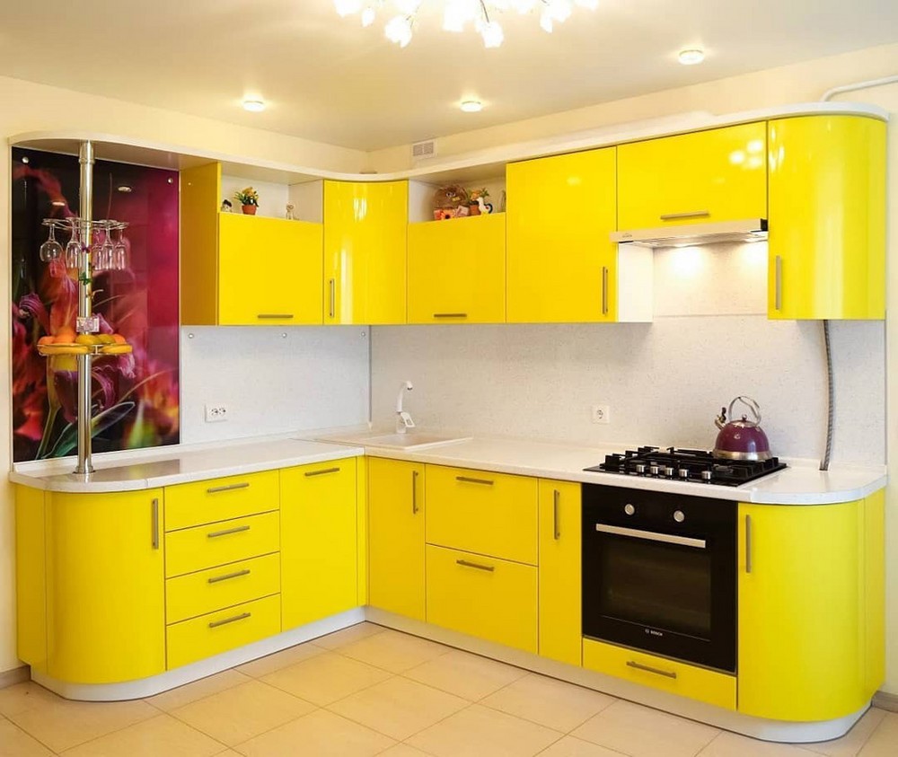 На кухне желтого цвета может и зрение ослабнуть
