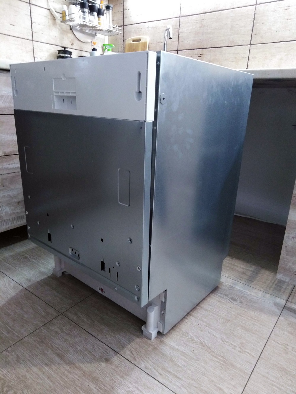 Посудомоечная машинка Hotpoint Ariston шириной 600 мм